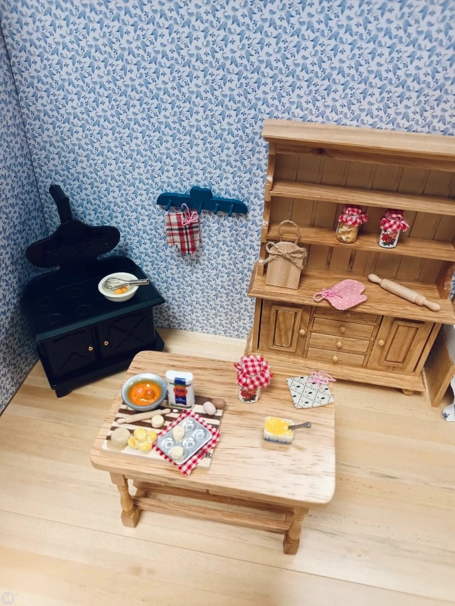 Miniature Dolls House Kitchen Shop Store Cafe Accessory Baking Set 12th scale