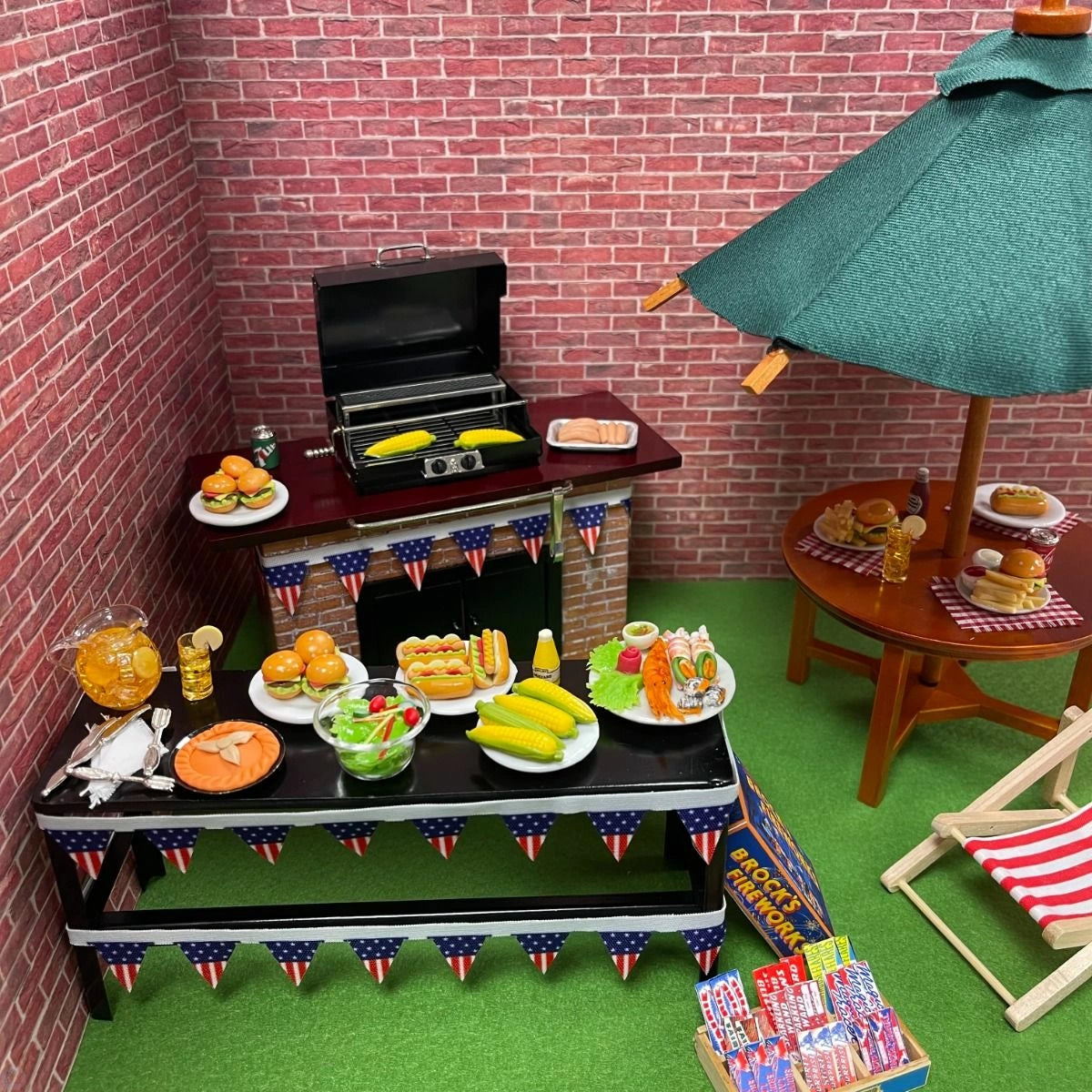 Miniature Dolls House Kitchen Shop Store Cafe Accessory Jug of Iced Tea with Glasses 12th scale