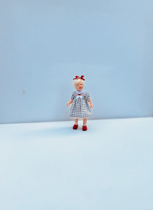 Miniature OOAK polymer clay girl hand sculpted realistic 1/12 scale by Lana Hallas
